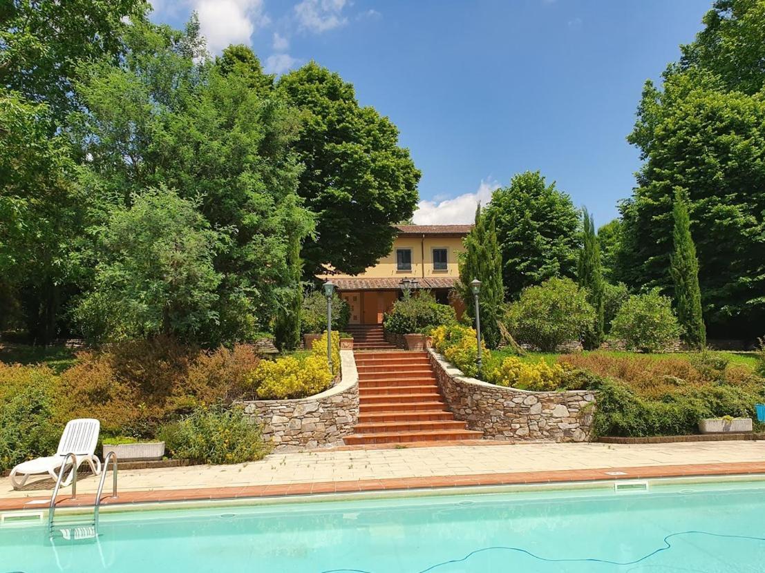 Lucca Cycling Holidays Il Tiglio Rooms SantʼAndrea di Compito Eksteriør billede
